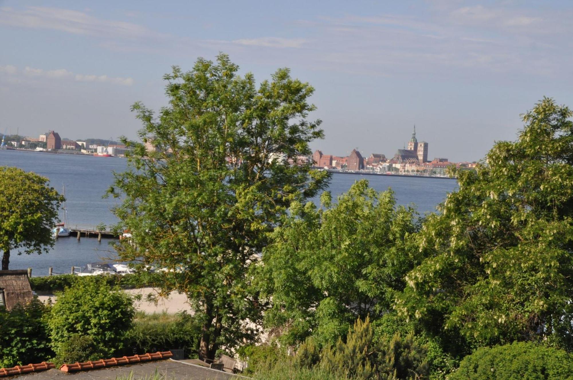Ferienwohnung Sundueberblick - 150 Meter Zum Strand Altefähr Exterior foto